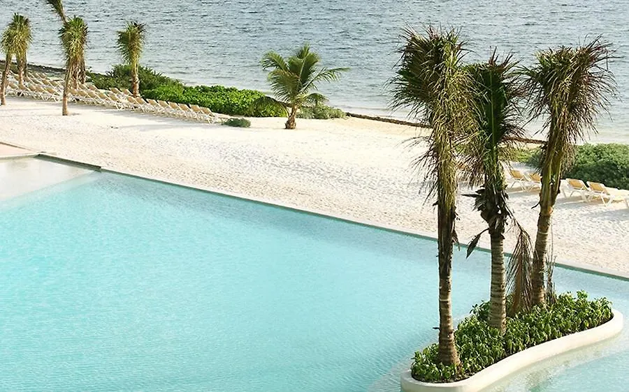 Crown Paradise Club Riviera Puerto Morelos Hotel